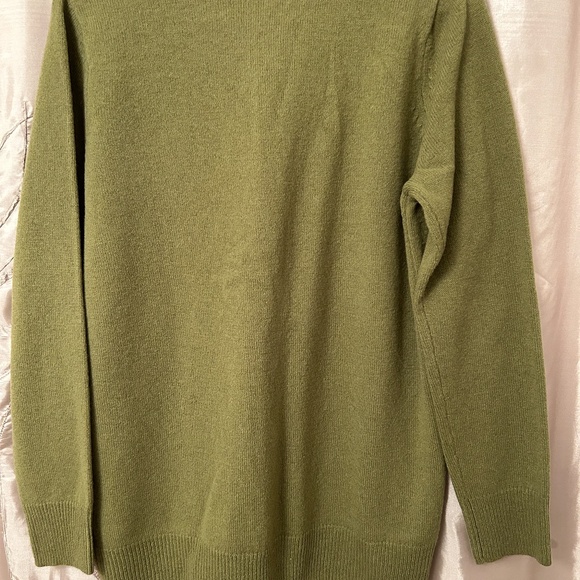 NWOT Lambswool Cardigan Women's - Picture 4 of 9